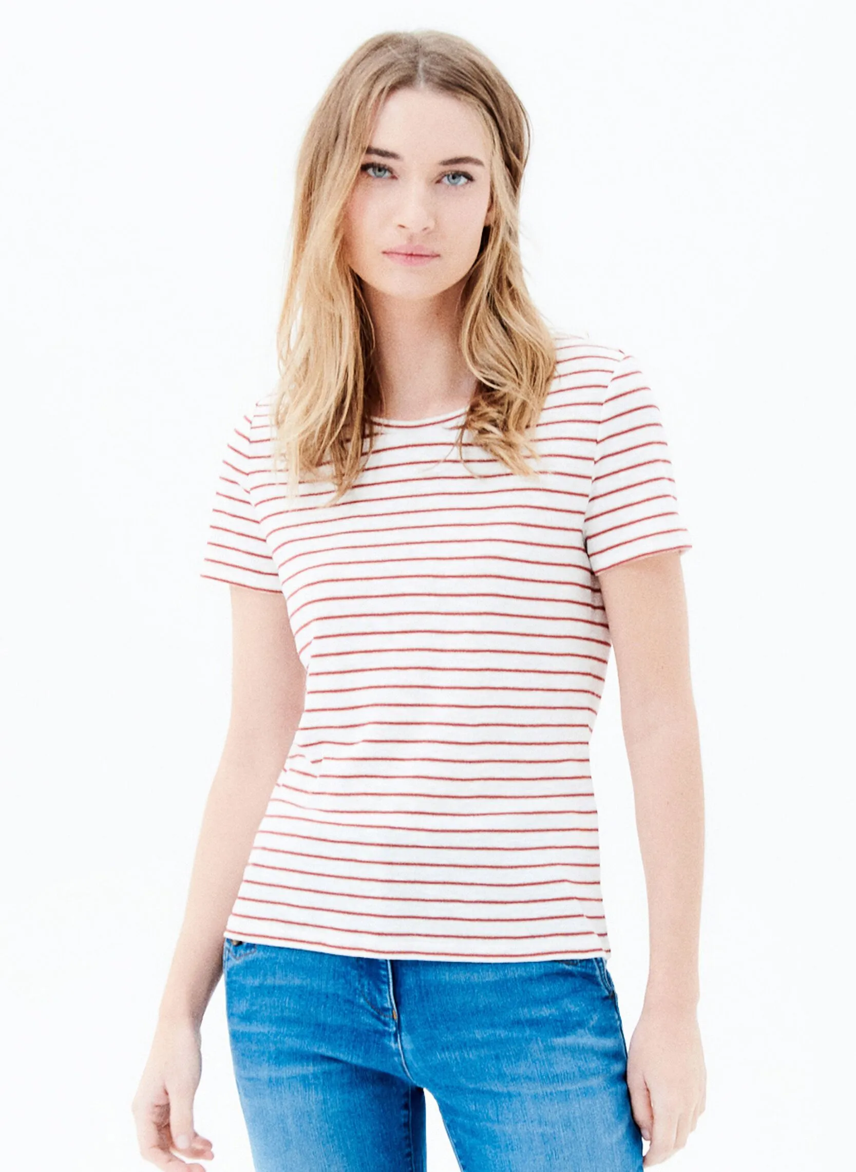 CAROLL TPENNY - Camiseta de mezcla de algodón a rayas con cuello redondo en rojo