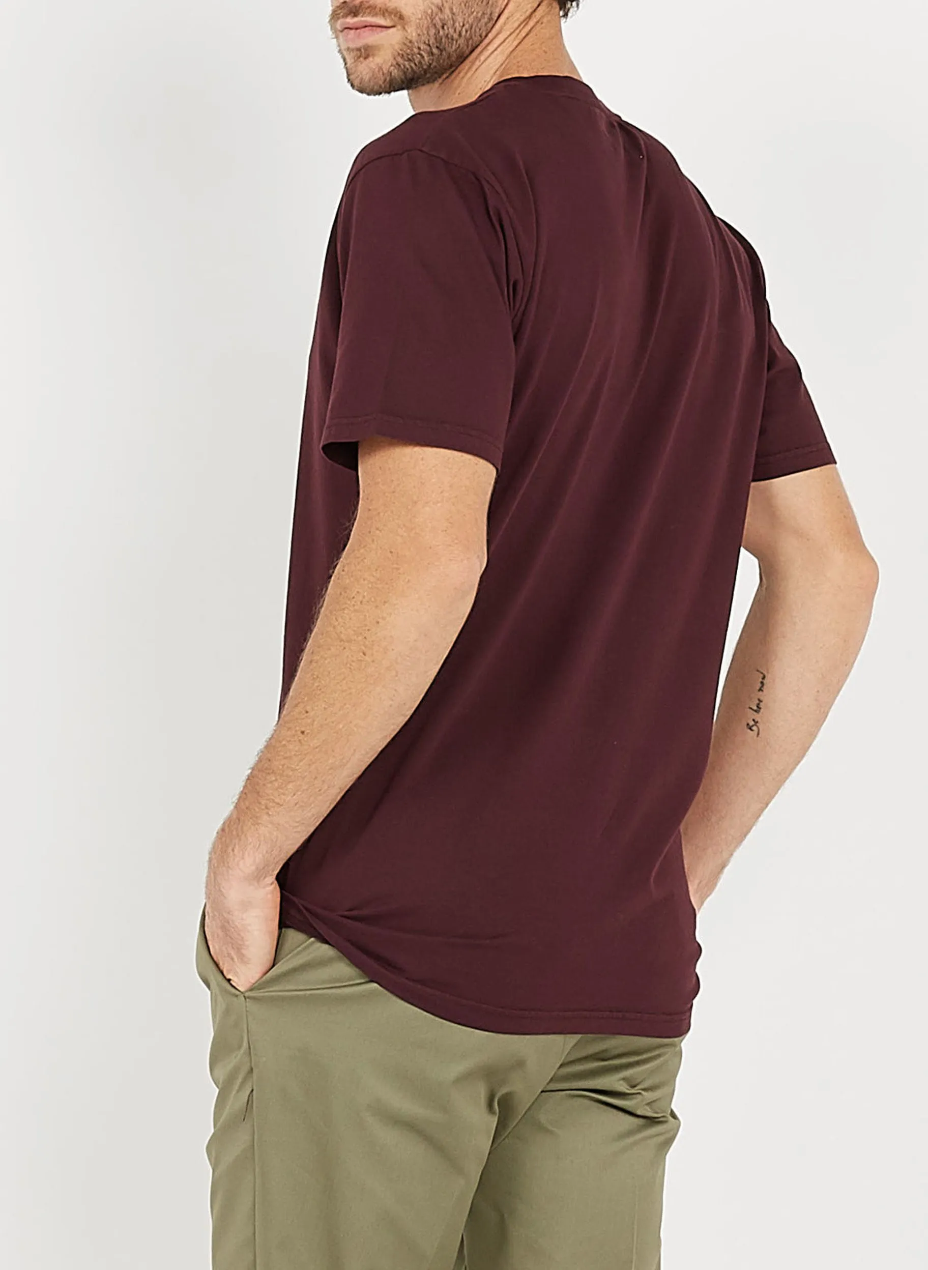 COLORFUL STANDARD Camiseta de algodón orgánico con cuello redondo en rojo