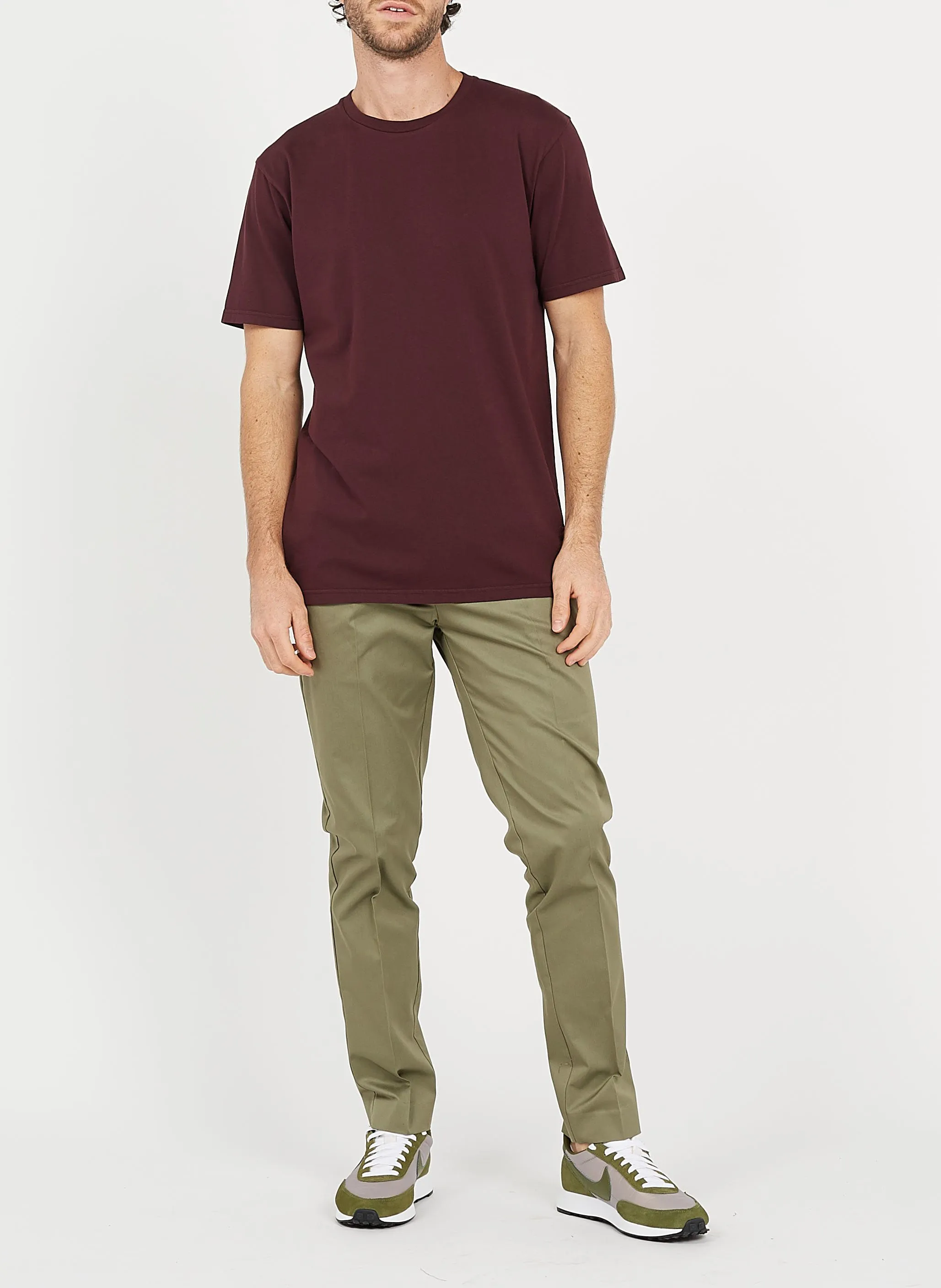 COLORFUL STANDARD Camiseta de algodón orgánico con cuello redondo en rojo