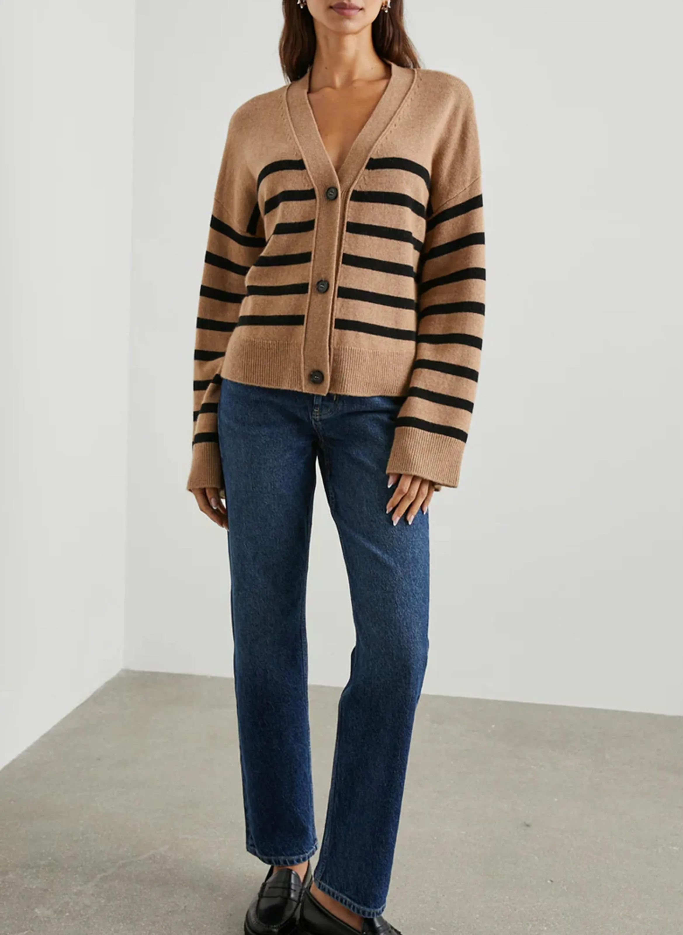 RAILS GENEVA - Cárdigan de algodón a rayas con cuello de pico en beige